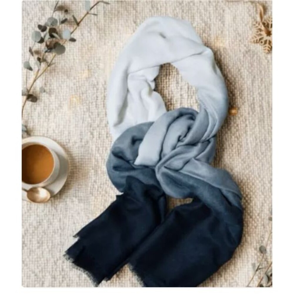 CUSHNIE NEW CARLY X-LARGE SCARF/SHAWL OMBRÉ Print